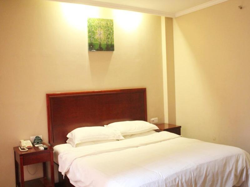 Greentree Inn Henan Kaifeng Gulou Square Express Hotel Esterno foto